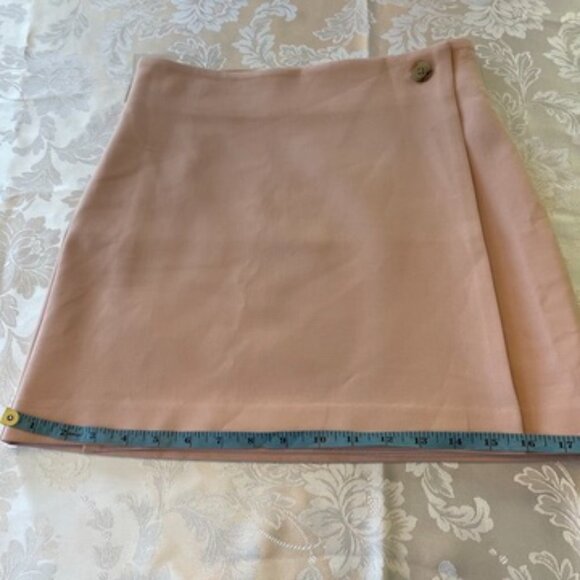 New Aritzia Pink Babaton wrap mini skirt size 2 - Picture 11 of 11
